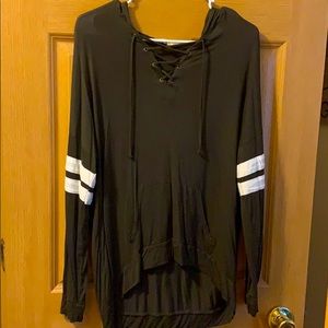 Long sleeve shirt with hood and pocket